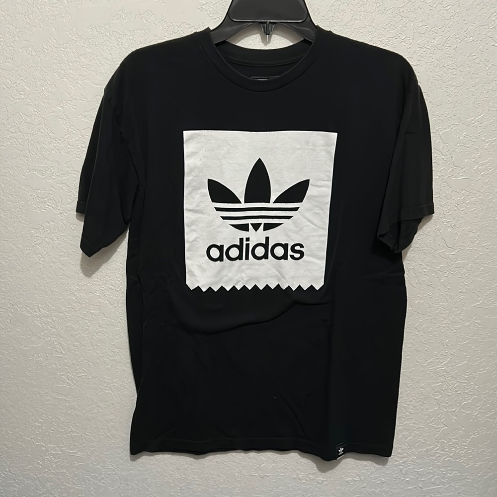 Adidas tee